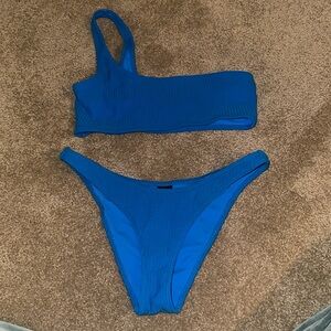 Triangl Blue swimsuit one shoulder size small